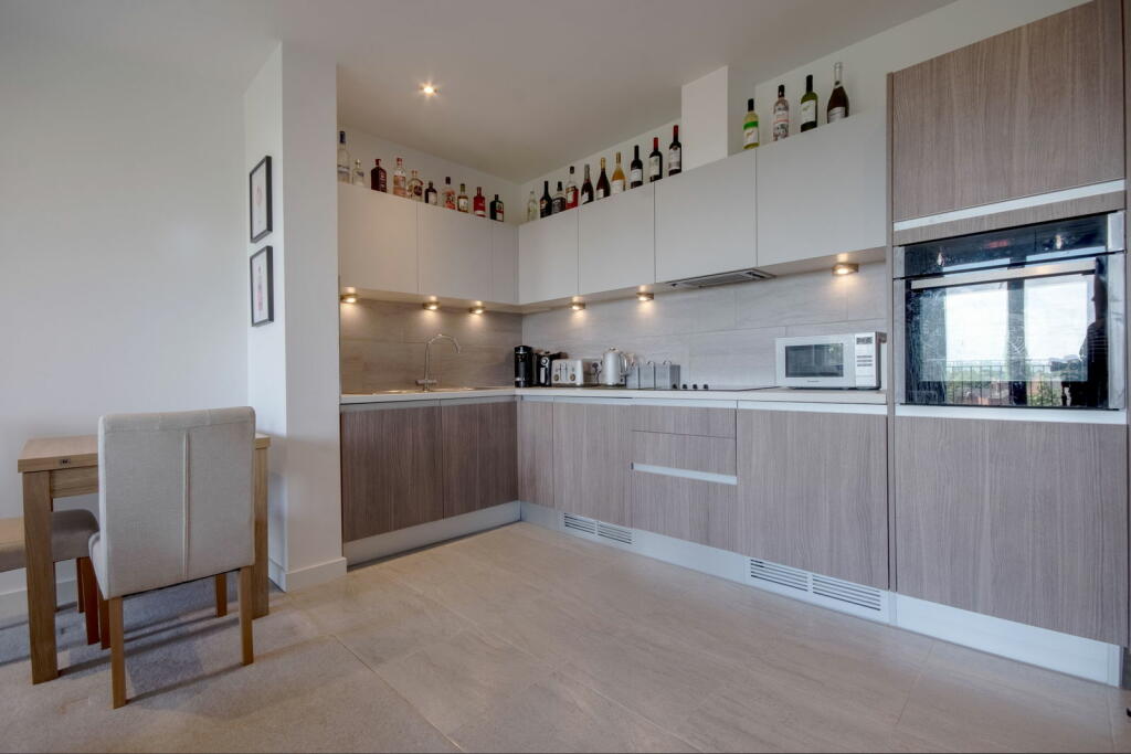 Additional property image - King Edwards Square, Sutton Coldfield, B73 6AQ