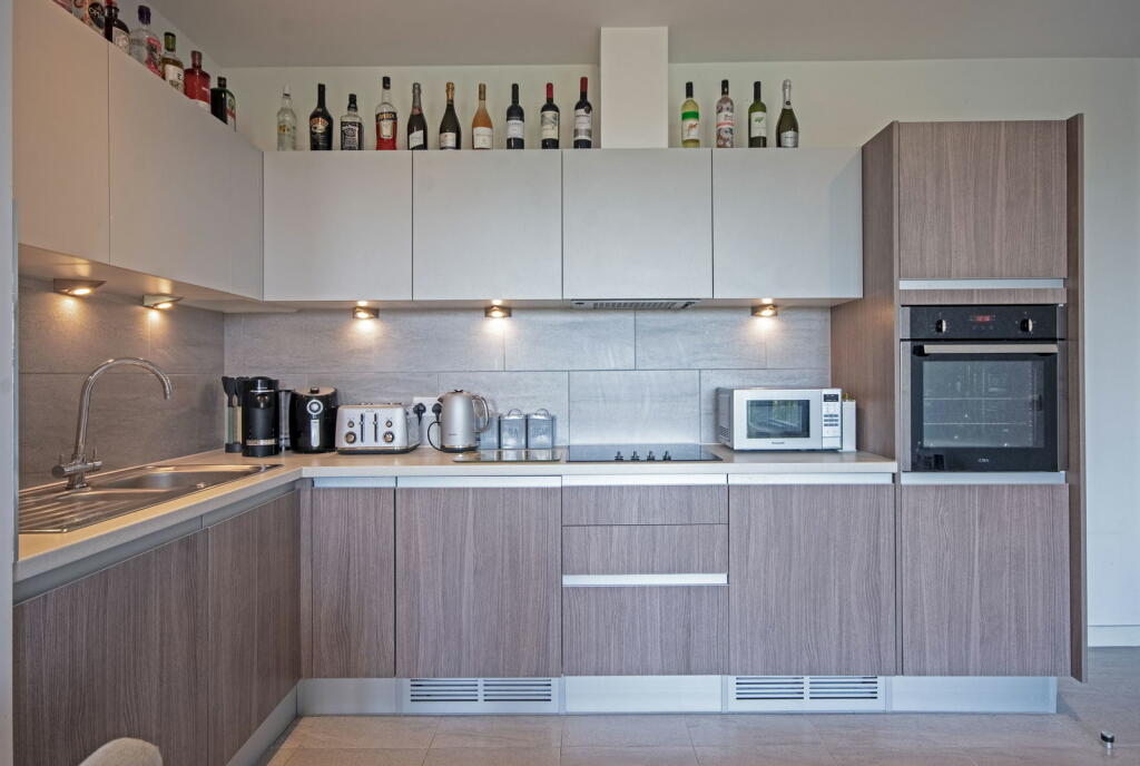 Additional property image - King Edwards Square, Sutton Coldfield, B73 6AQ