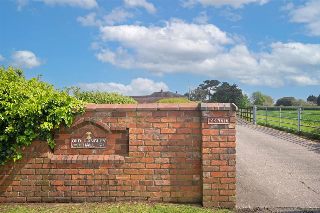 Additional property image - Ox Leys Road, Sutton Coldfield, B75 7HP
