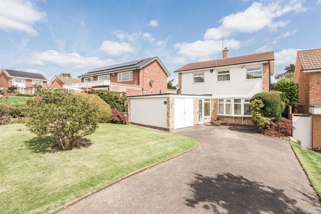 Main image of property: Hilton Drive, Sutton Coldfield, B72 1EQ