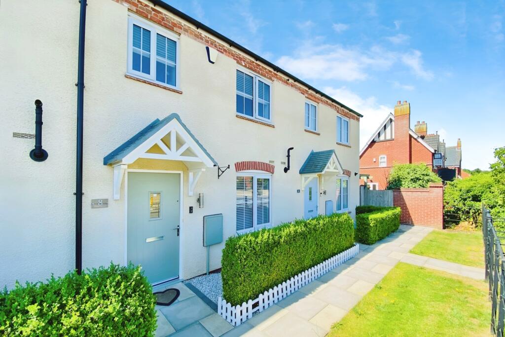 3 bedroom terraced house