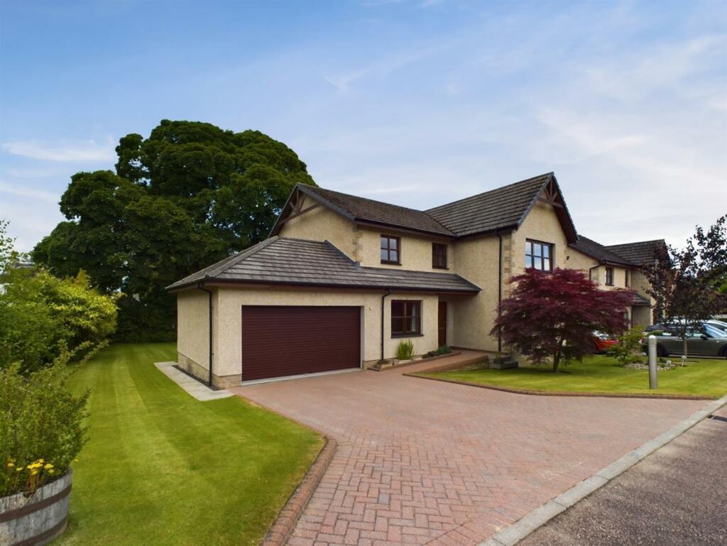 5 bedroom detached house for sale in 57 Elm Street, Errol, PH2 7SQ, PH2