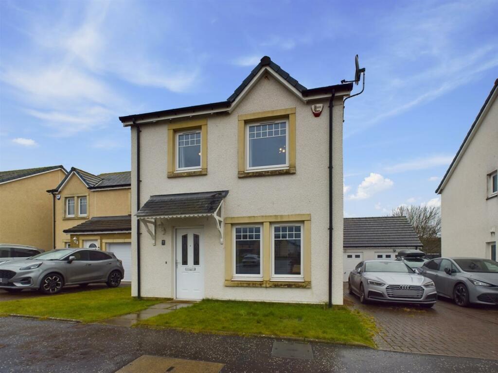 3 bedroom detached house