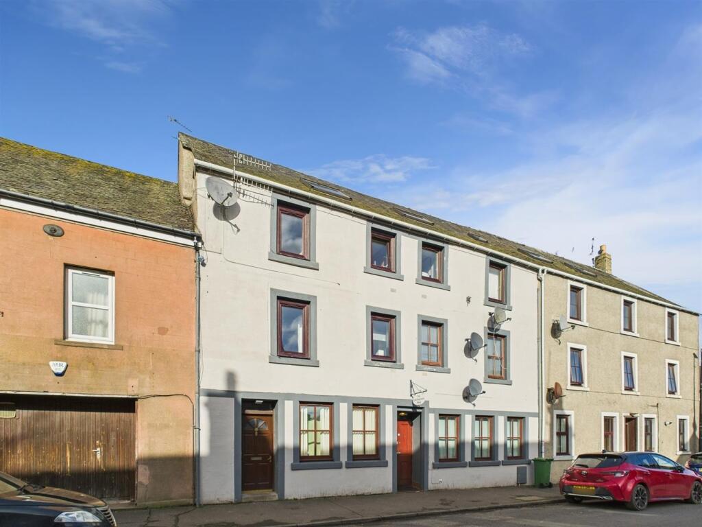 Main image of property: 1 Martin Mews, High Street, Errol, PH2 7QP