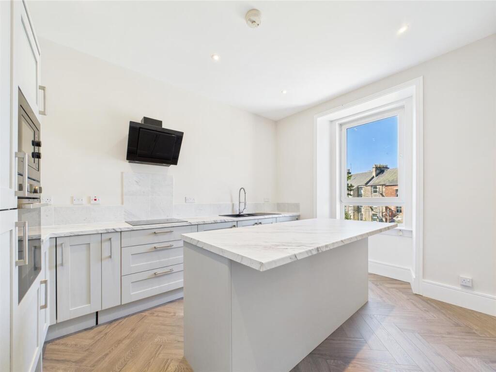 Main image of property: 63d Priory Place, Perth, PH2 0EA