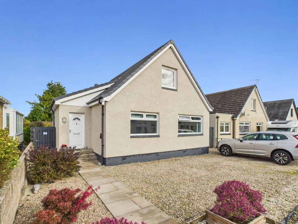 Main image of property: 3 Dunbarney Avenue, Bridge Of Earn, PH2 9BP