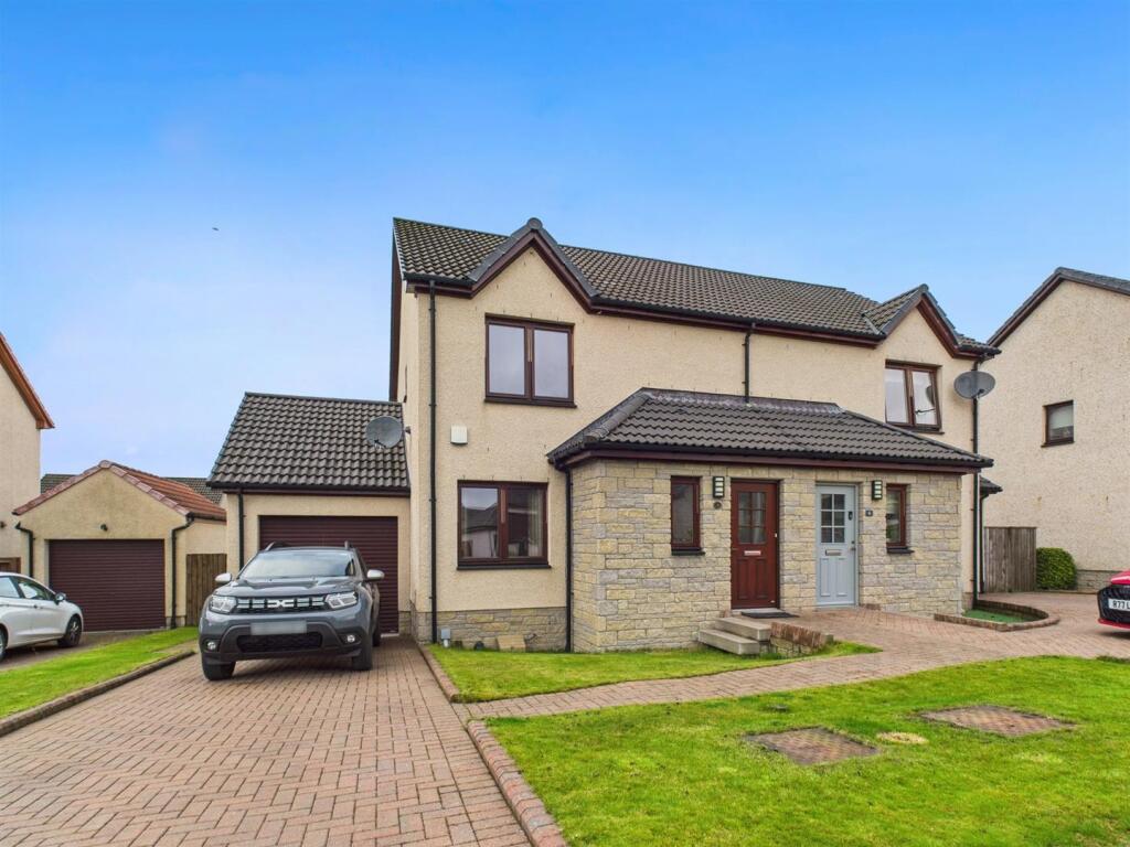 Main image of property: 8 Crown Road, Scone, Perth, PH2 6GH