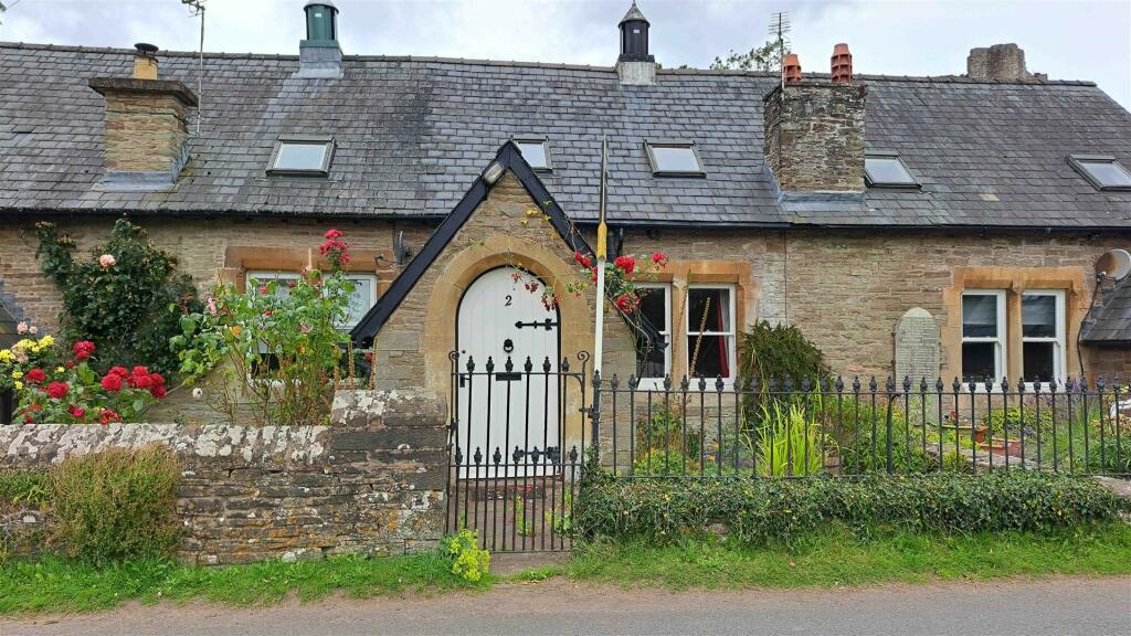 2 bedroom cottage for sale in Longtown, Herefordshire, HR2