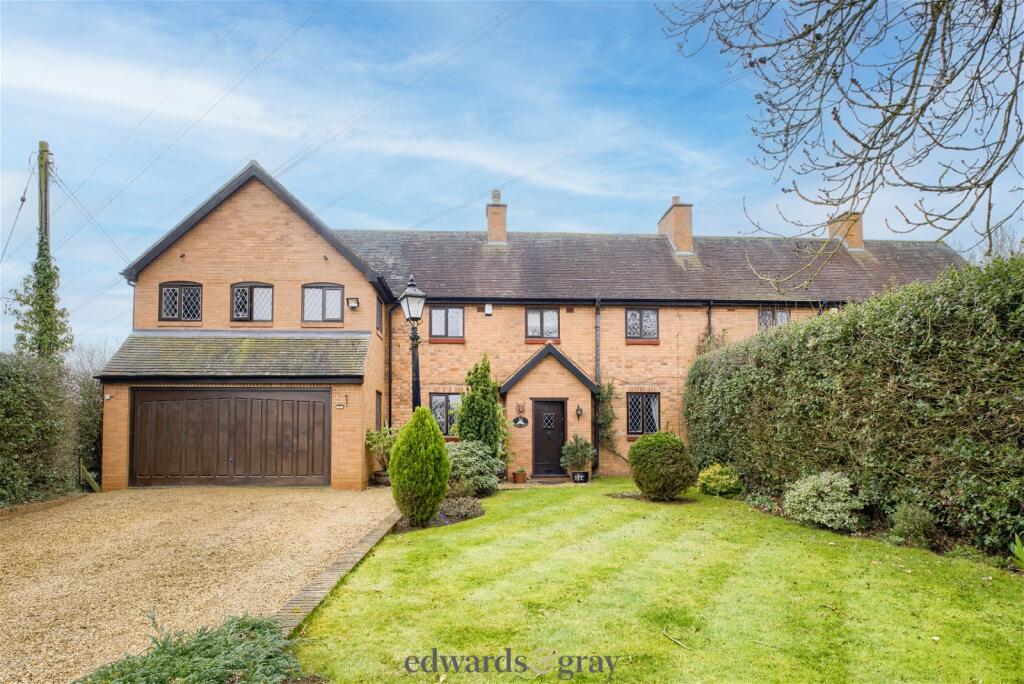 4 bedroom semidetached house for sale in Shawbury Cottages, Pump Lane