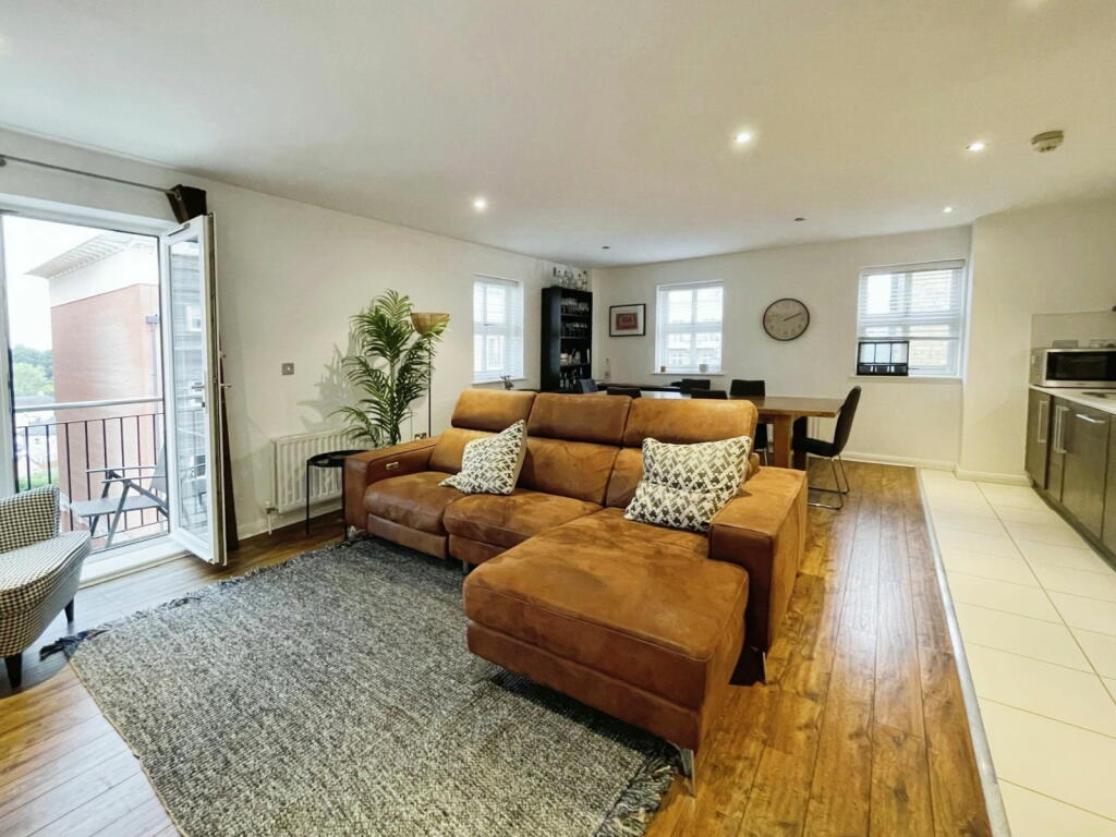 Additional property image - Waters Edge, Waterside, Dickens Heath, Solihull, B90 1UE