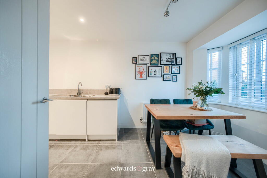 Additional property image - Coleshill, Warwickshire, B46 1AN