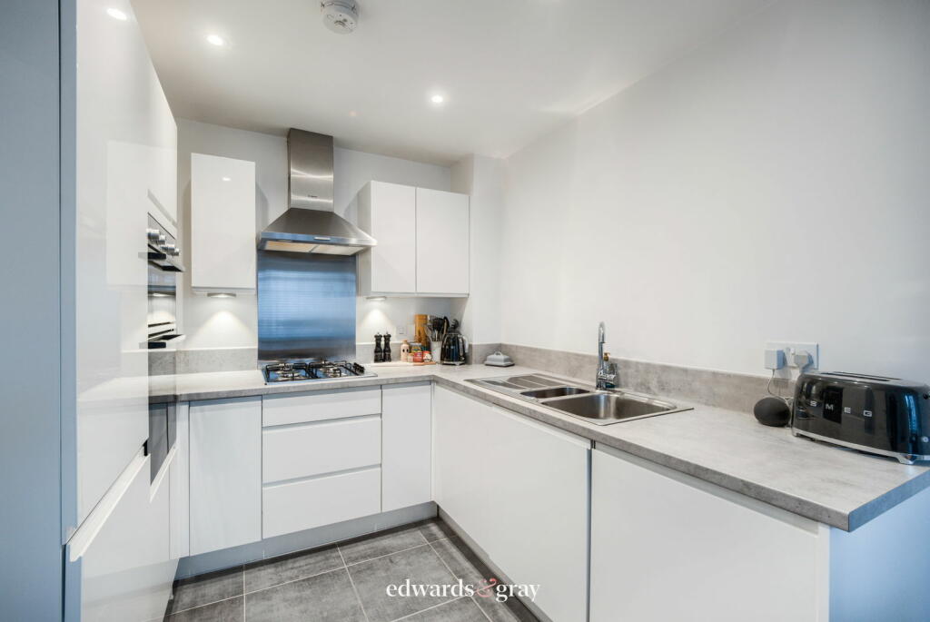 Additional property image - Coleshill, Warwickshire, B46 1AN