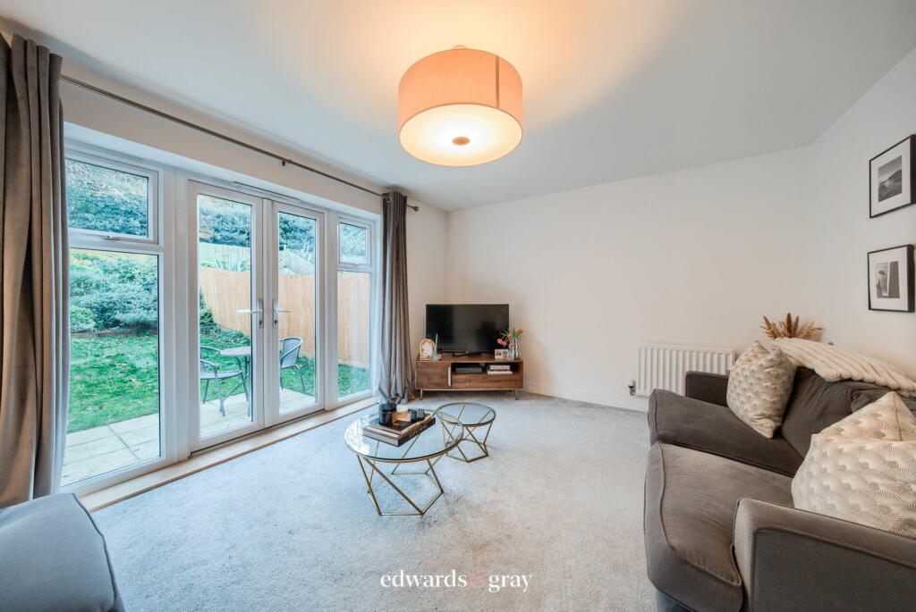 Additional property image - Coleshill, Warwickshire, B46 1AN