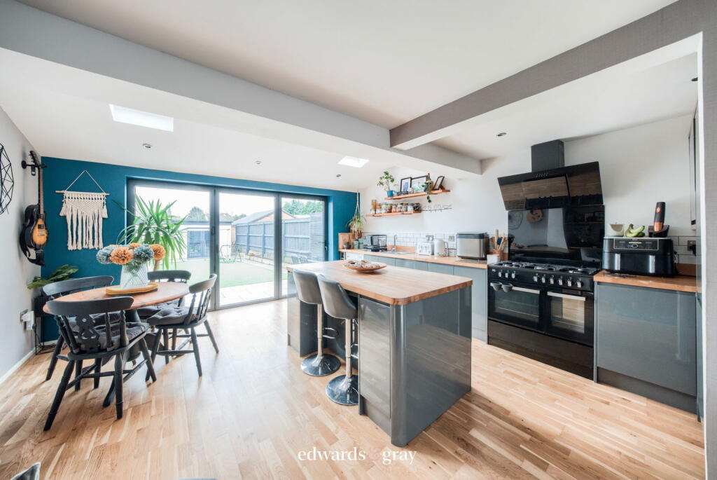Additional property image - Rose Road, Coleshill, B46 1EN