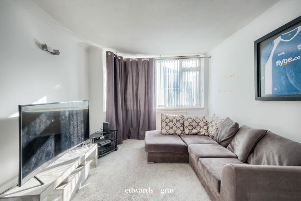 Additional property image - Mowe Croft, Marston Green, B37 7EN