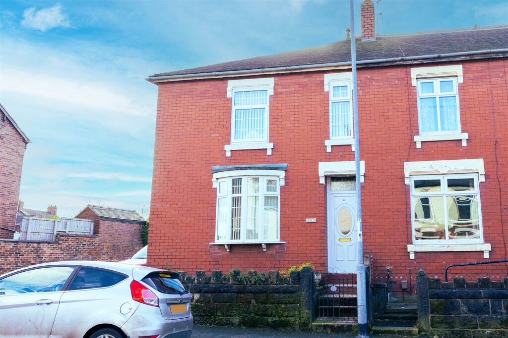 2 bedroom end of terrace house for sale in Well Street, Biddulph, Stoke