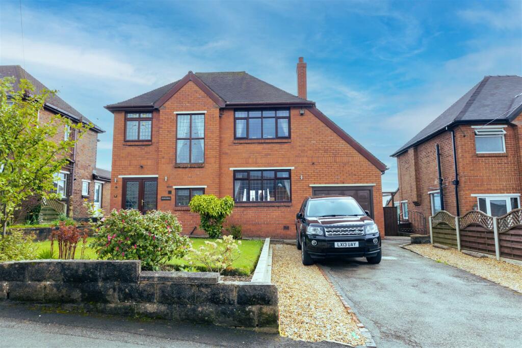 3 bedroom detached house for sale in Conway Road, Knypersley, StokeOn