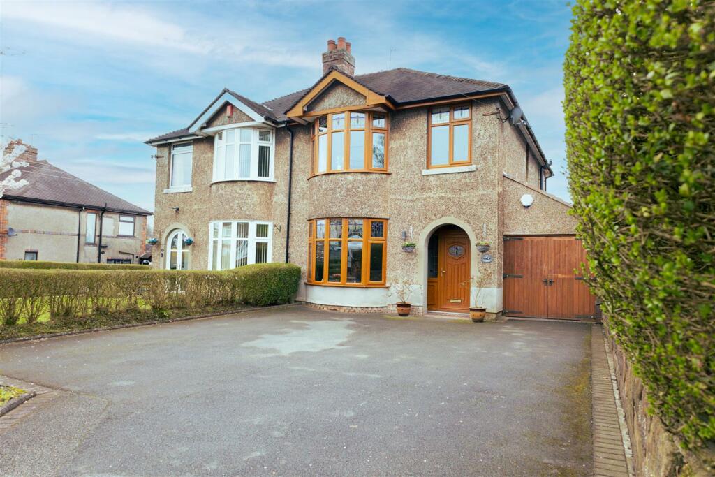 3 bedroom semidetached house for sale in Tunstall Road, Knypersley