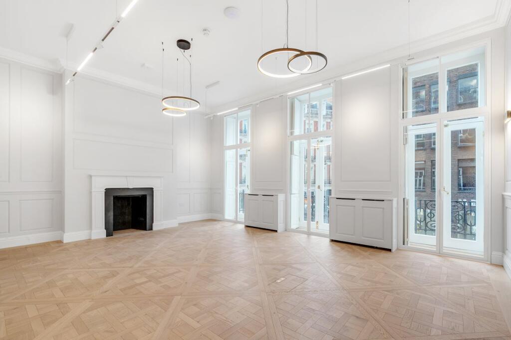 Main image of property: 42 Conduit Street, London, W1S 2YH