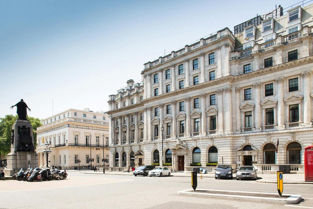 External2  14 Waterloo Place.jpg