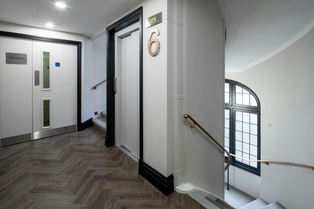 982 08 BERKELEY ST  JT3 LTD.jpg