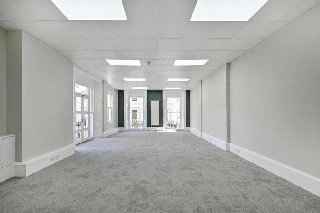 Stanhope House  1st Floor Suite.jpg