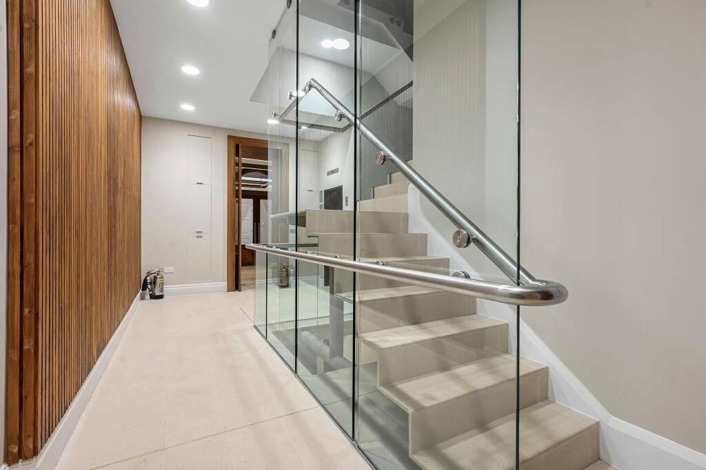 11 Connaught Place  stair core.JPG