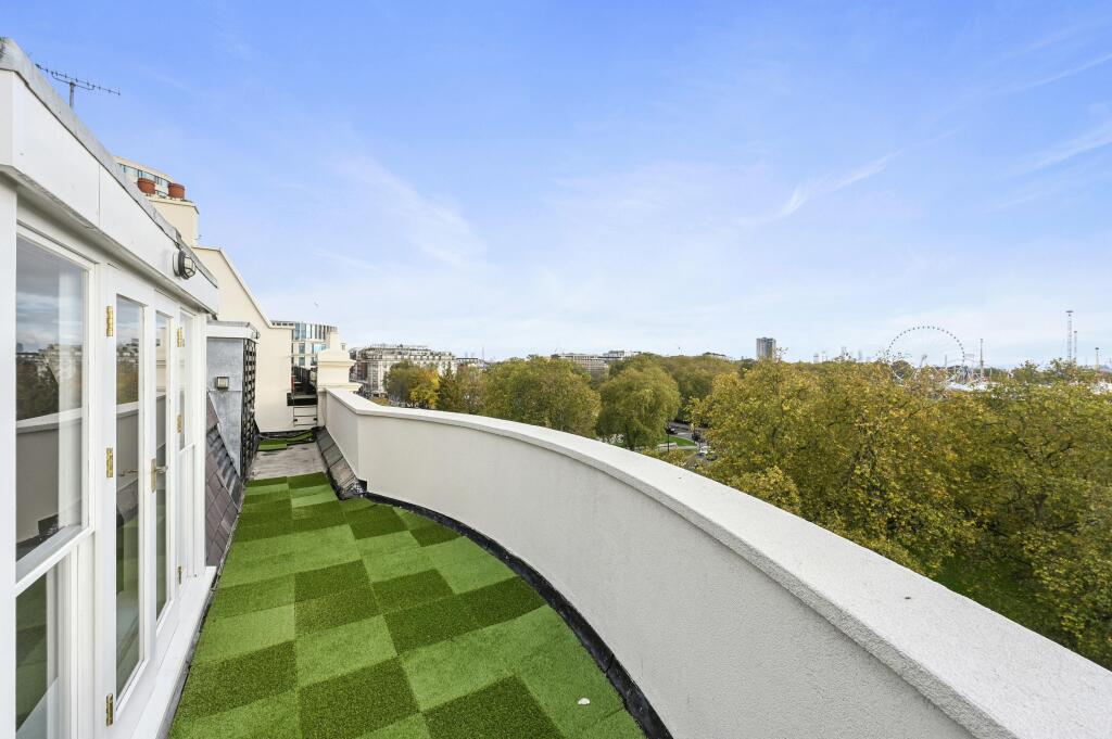 11 Connaught Place  5th floor Terrace Outlook.JPG