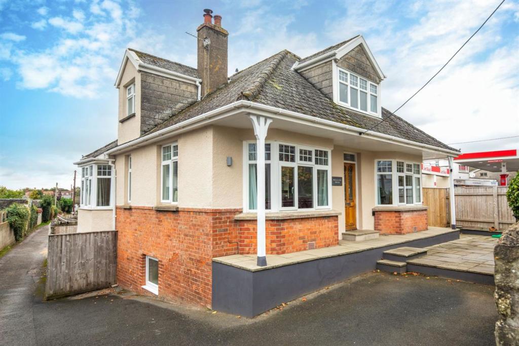 7 bedroom detached house for sale in Wellclose & The Hideout, Braunton