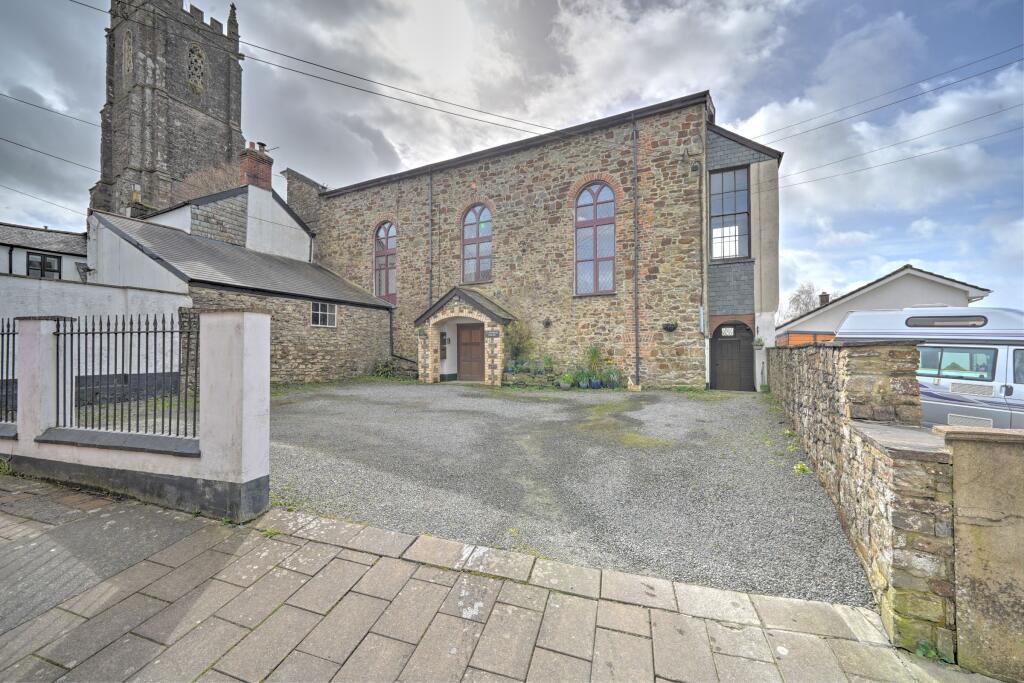 Main image of property: 3 Langmead House, South Molton