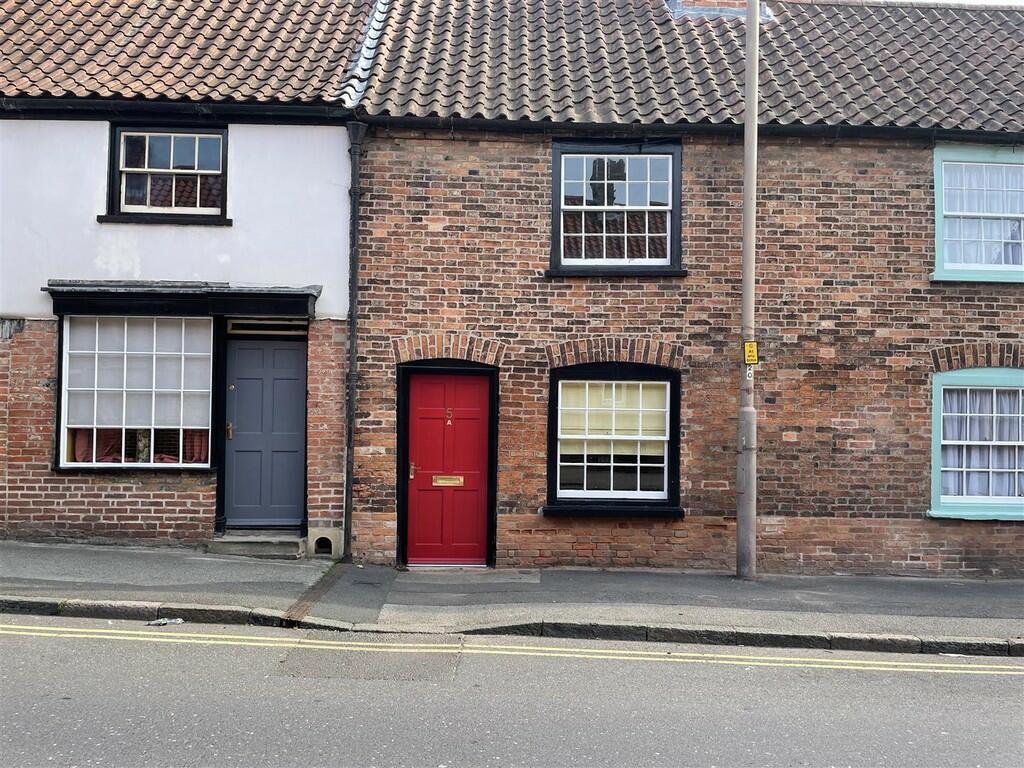 Main image of property: Mill Gate, Newark