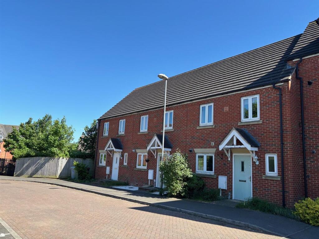 Main image of property: The Crossings, Newark