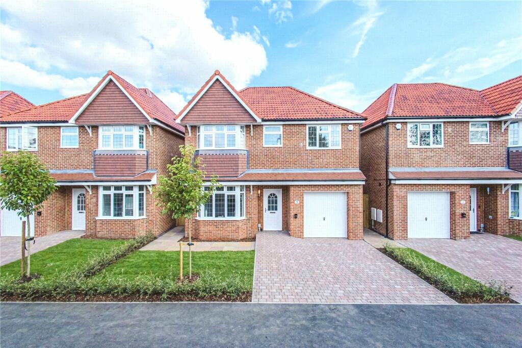Main image of property: Barrowby Gate, Kingsdown Park, Swindon, SN3