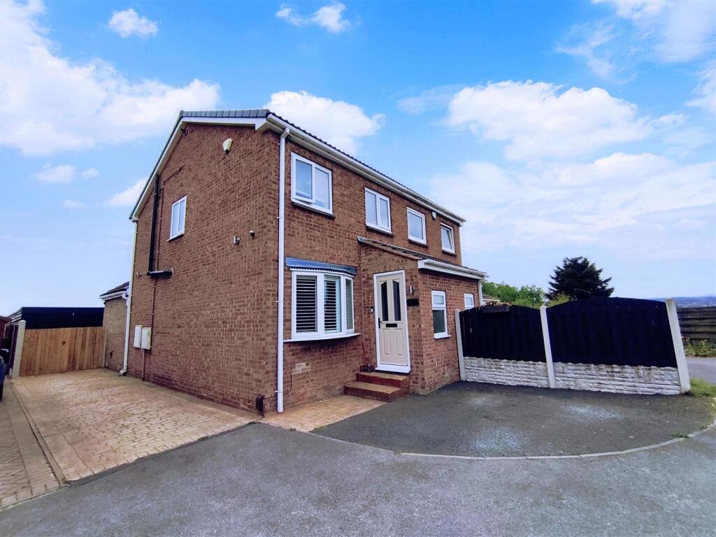 Main image of property: Longlands Drive, Mapplewell, Barnsley S75 6LP