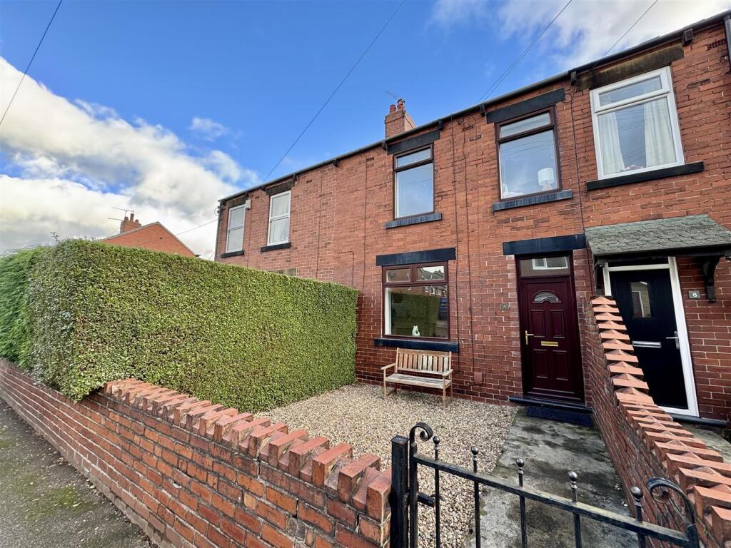 Main image of property: Hedge Lane, Darton, Barnsley