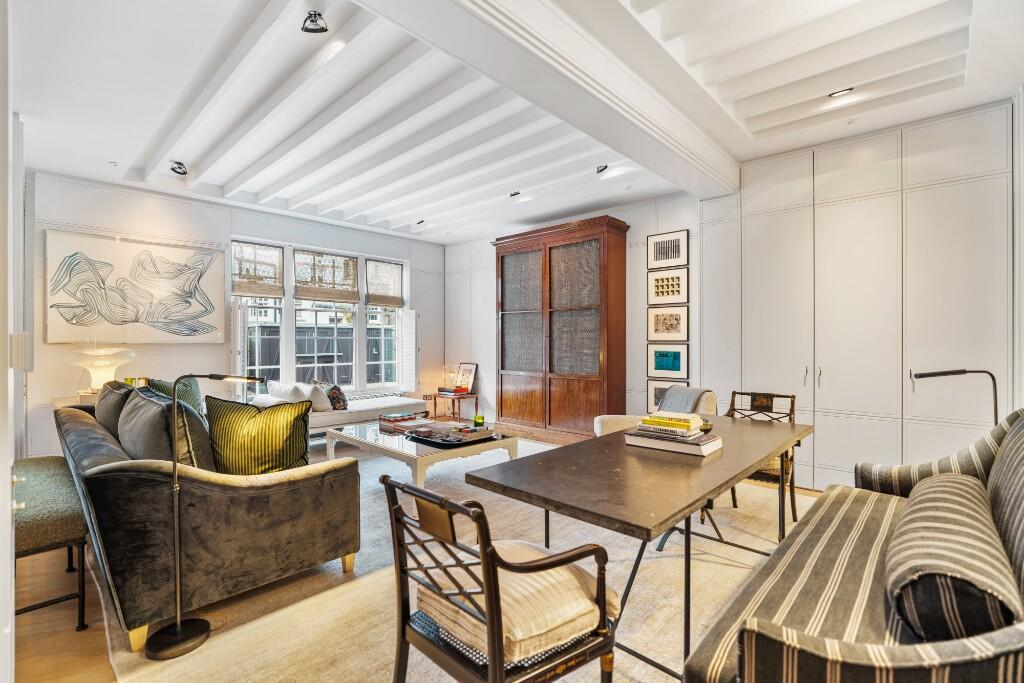 Main image of property: Lennox Gardens Mews, London, SW1X