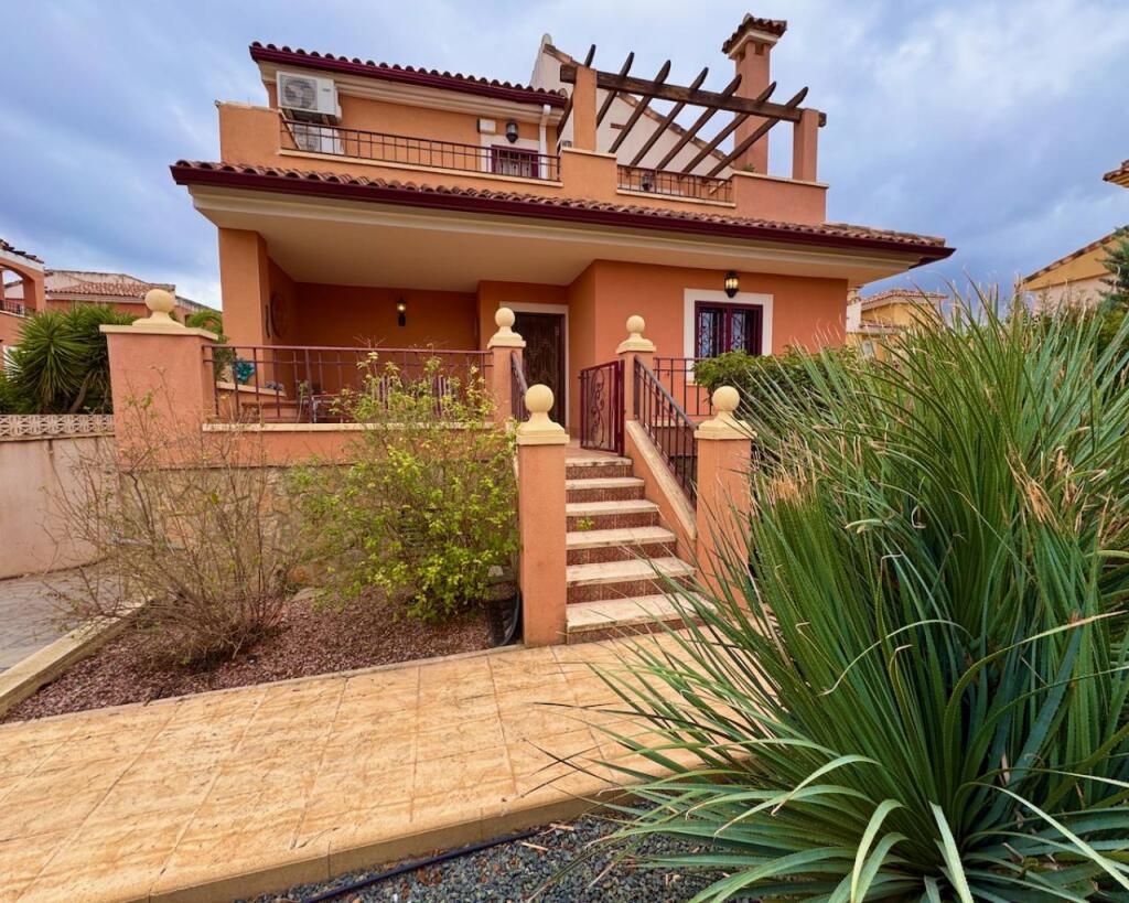 Main image of property: Hondon de los Frailes