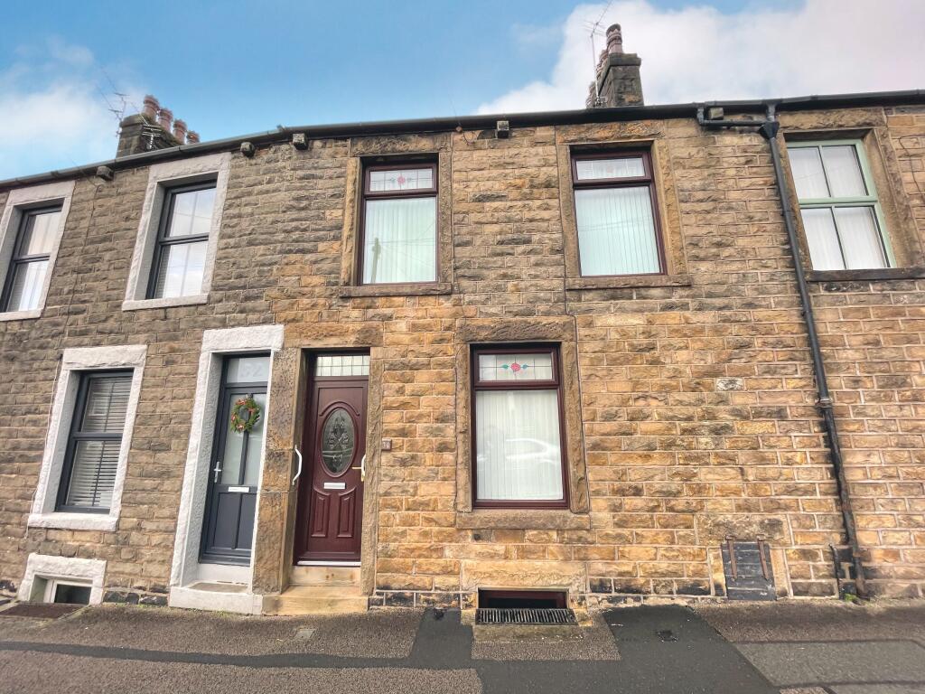 3 bedroom terraced house for sale in Ashford Road, Lancaster, LA1