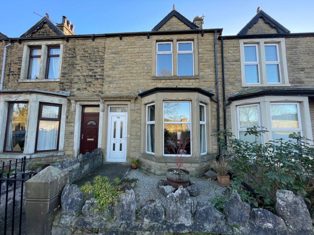 3 bedroom terraced house for sale in Coulston Road, Lancaster, LA1