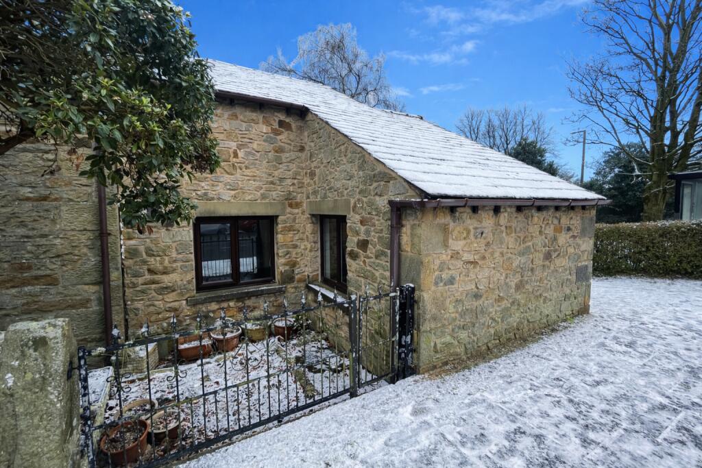 Main image of property: Barton Court, Barton Road, Lancaster | Chain Free Over 55's Apartment