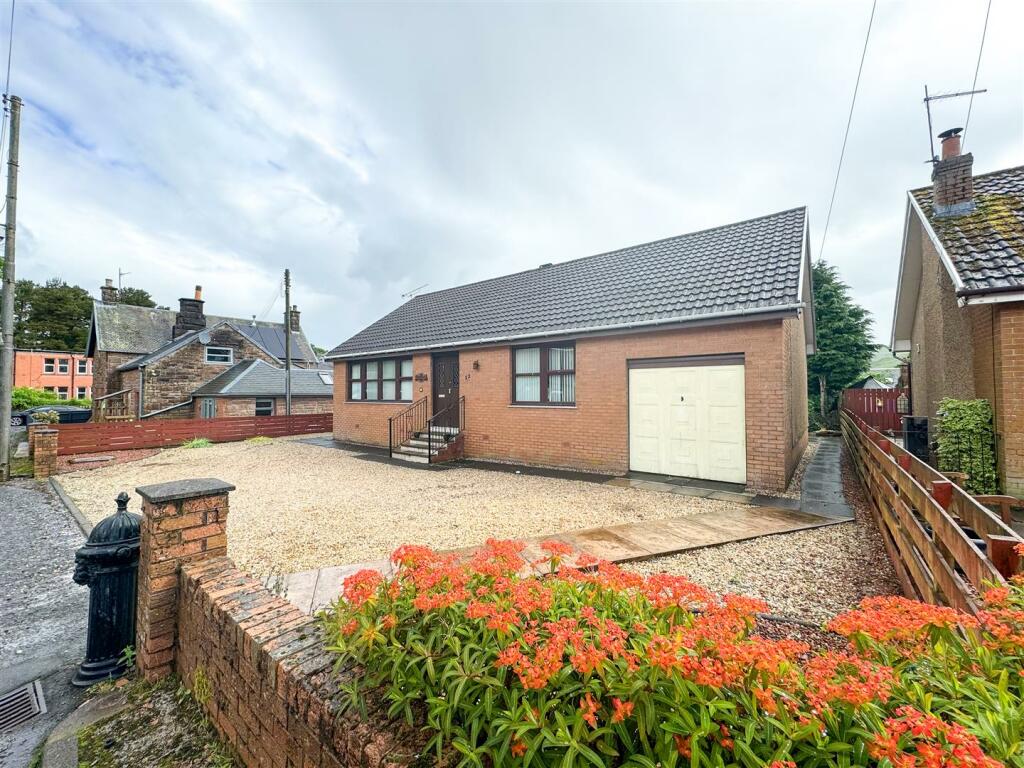 2 bedroom detached bungalow for sale in Colebrooke Terrace, Abington