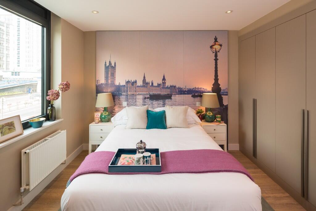 Main image of property: Wellesley Road, Croydon, London, CR0