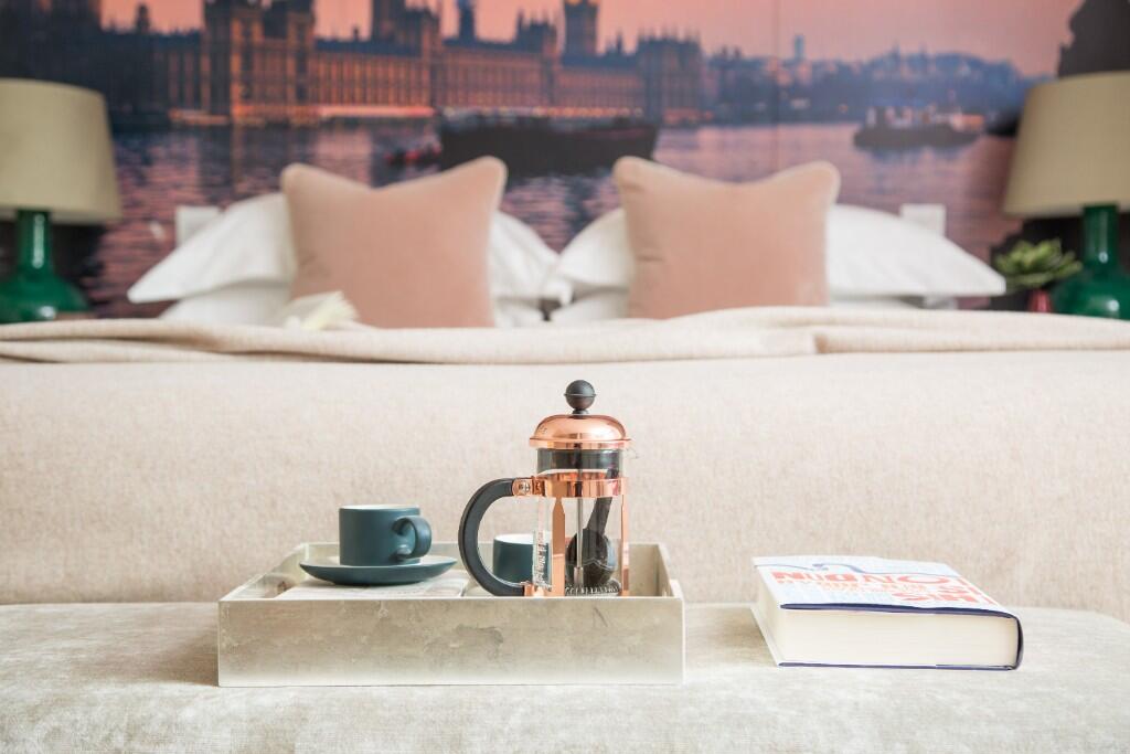 Main image of property: Wellesley Road, Croydon, London, CR0