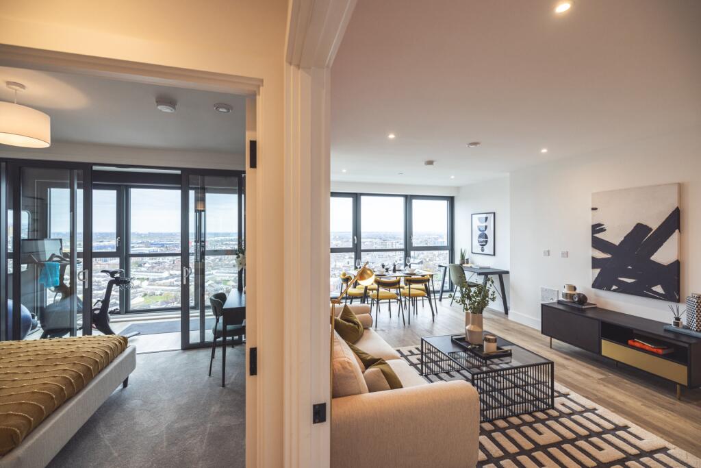 Additional property image - Station Road, Croydon, CR0