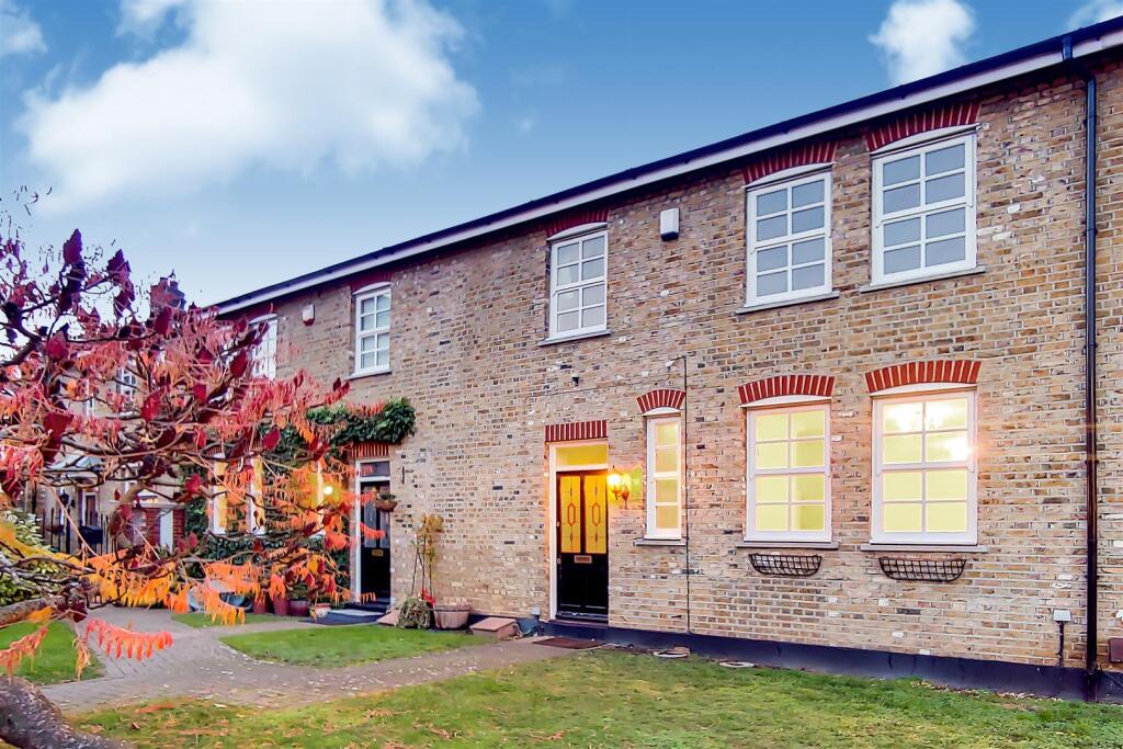 Main image of property: Jasmine Court, Lee