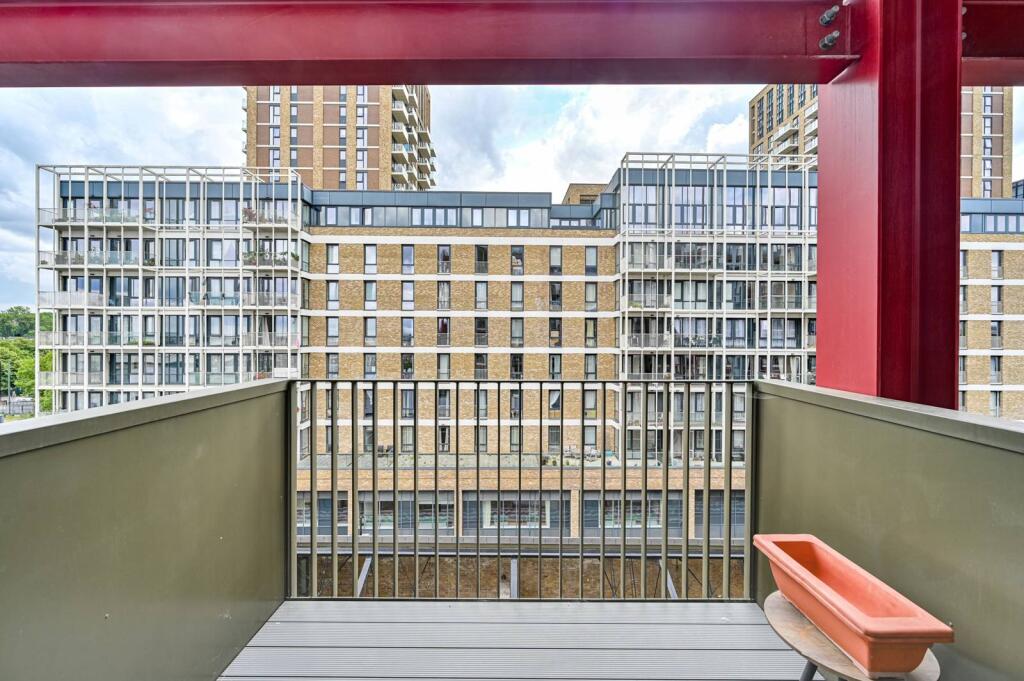 Main image of property: Windsor Square, Woolwich Riverside, London, SE18
