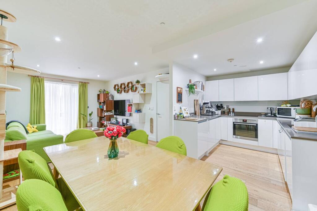 Main image of property: Howe House, Woolwich, London, SE18