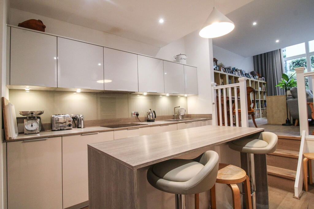 Additional property image - Nore Road, Portishead, Portishead, BS20 6JY