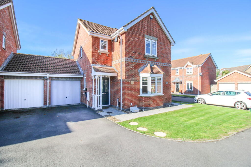Main image of property: The Bramleys, Portishead, Bristol , BS20 7LL