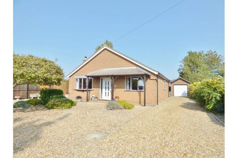 3 bedroom bungalow for sale in Pipwell Gate, Moulton Seas End, Spalding